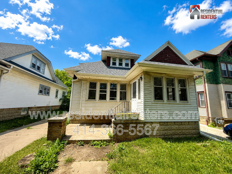 Milwaukee Condo: 3031 N 60th Street