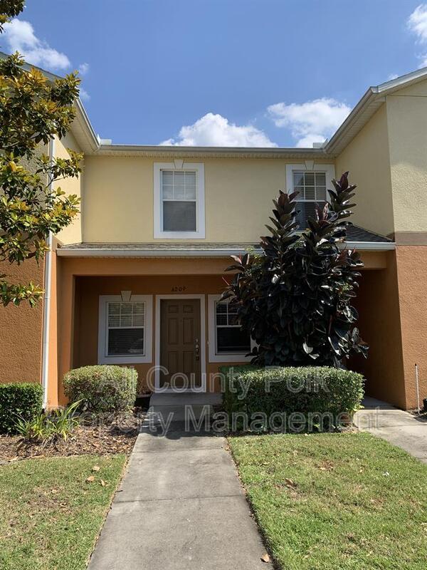Lakeland Townhome: 4209 Winding Vine Dr
