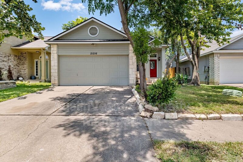 Pflugerville House: 21216 Derby Day Ave