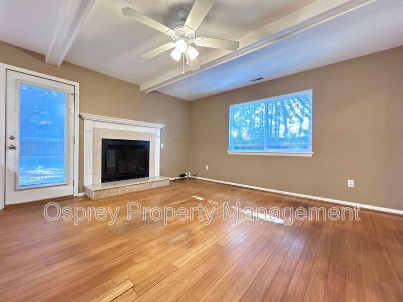 Introducing the stunning 3 Bedroom "ASK ABOUT OUR ZERO DEPOSIT" - Photo 2