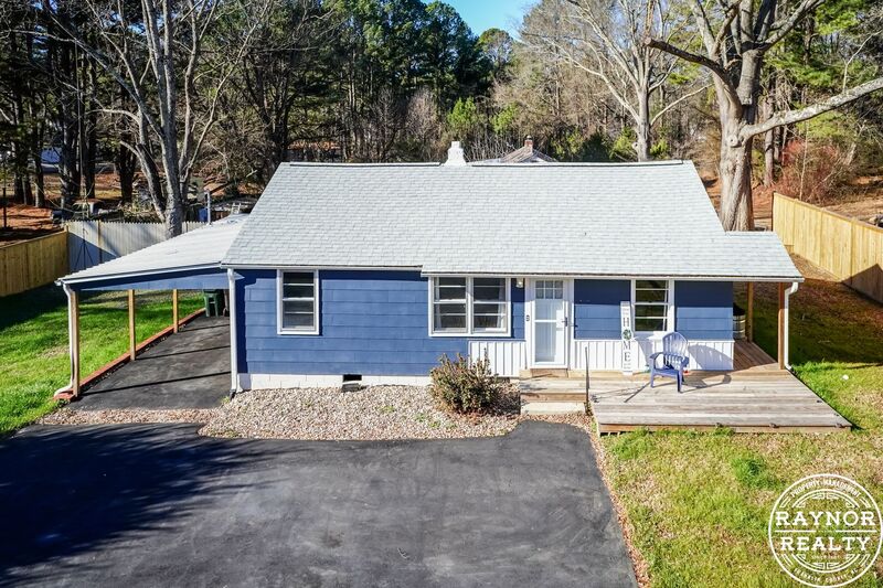 Franklinton House: 429 N Main St