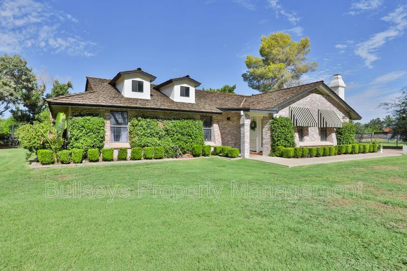 Gilbert House: 2672 E. Mesquite St.