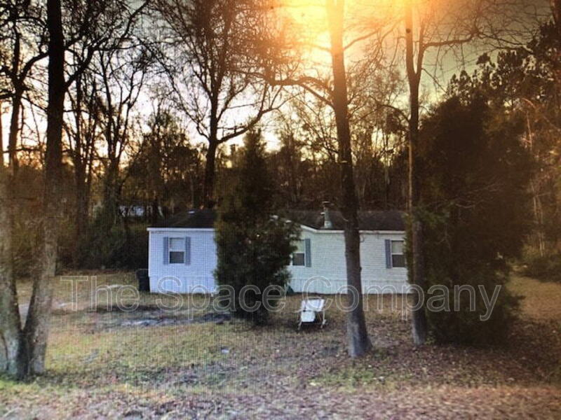 Moncks Corner House: 255 Mitton Road