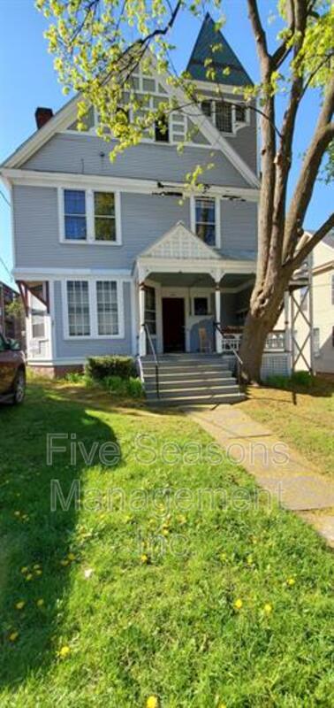 Burlington Condo: 341 Pearl Street - 3