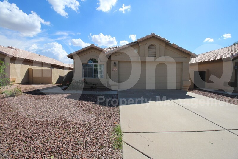 Request a Viewing for 815 West Silver Creek Road Tenant Turner