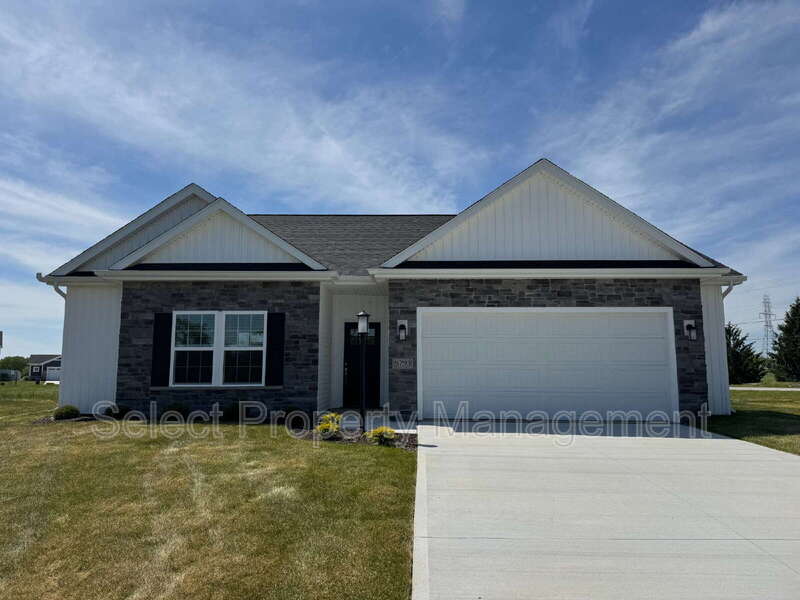 Fort Wayne House: 8793 Elmont Cove