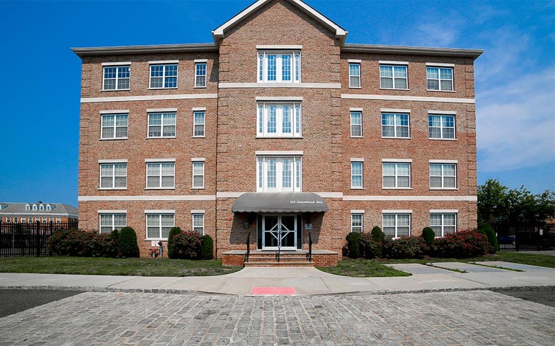 East Orange Condo: 111 Glenwood Ave - 209