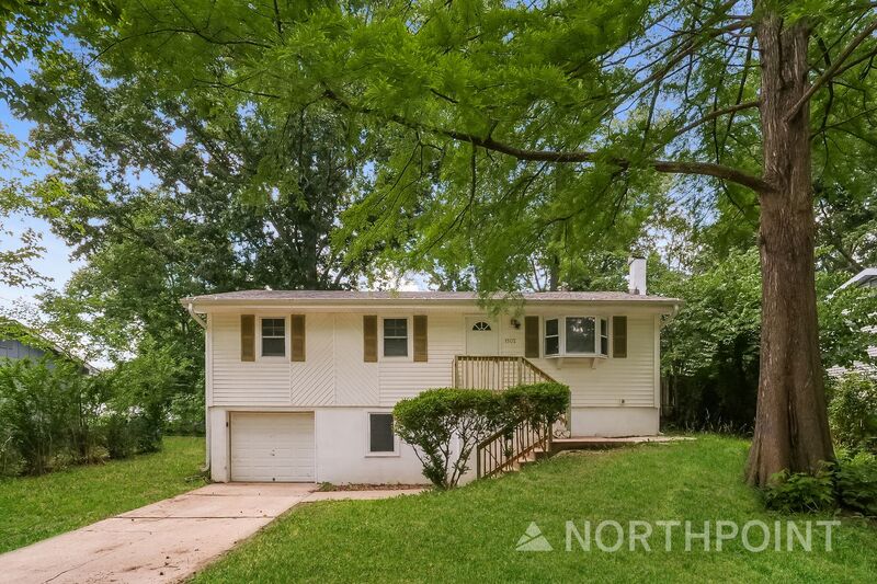 Liberty House: 1502 Mcclellan Dr