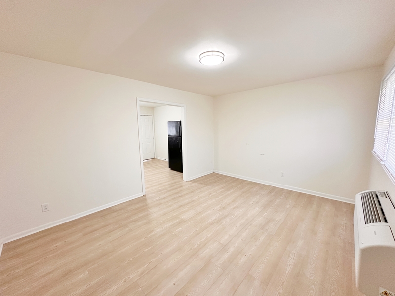 Greensboro Condo: 819 Dana Place - A