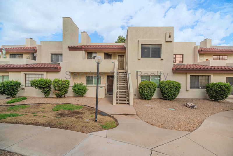 Phoenix Condo: 2020 W Union Hills Dr