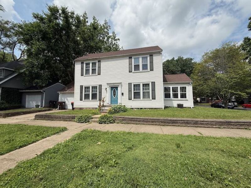 Peoria House: 415 North Cooper Street