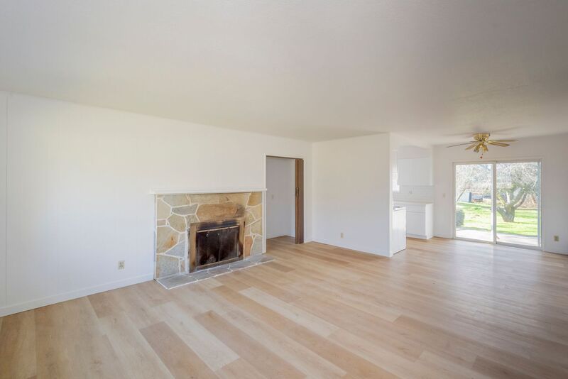 Portland House: 2545 NW 111th Ave