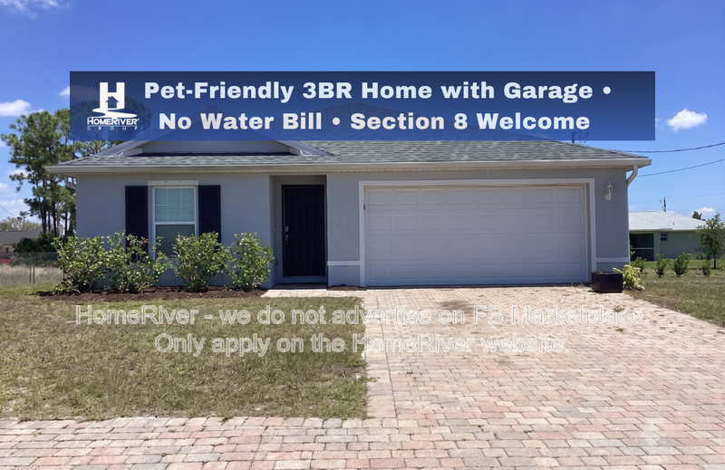 Cape Coral House: 4215 E Gator Cir