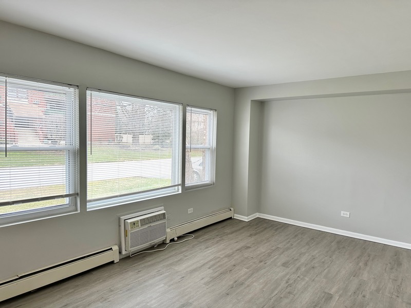 Hickory Hills Condo: 8635 S 84th Ct