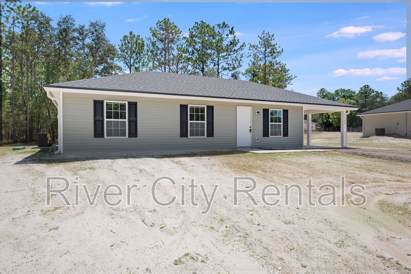 Keystone Heights House: 6287 Hutchinson Ave
