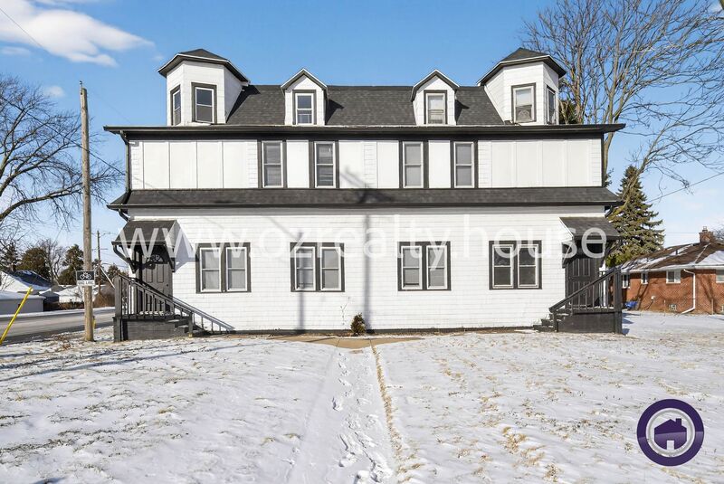 Toledo House: 2803 131st st.