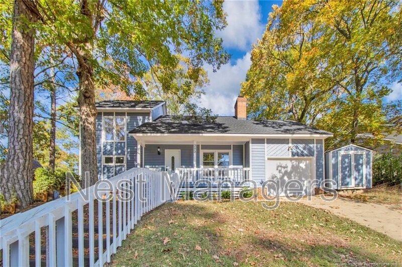 Fayetteville House: 353 Bahama Loop
