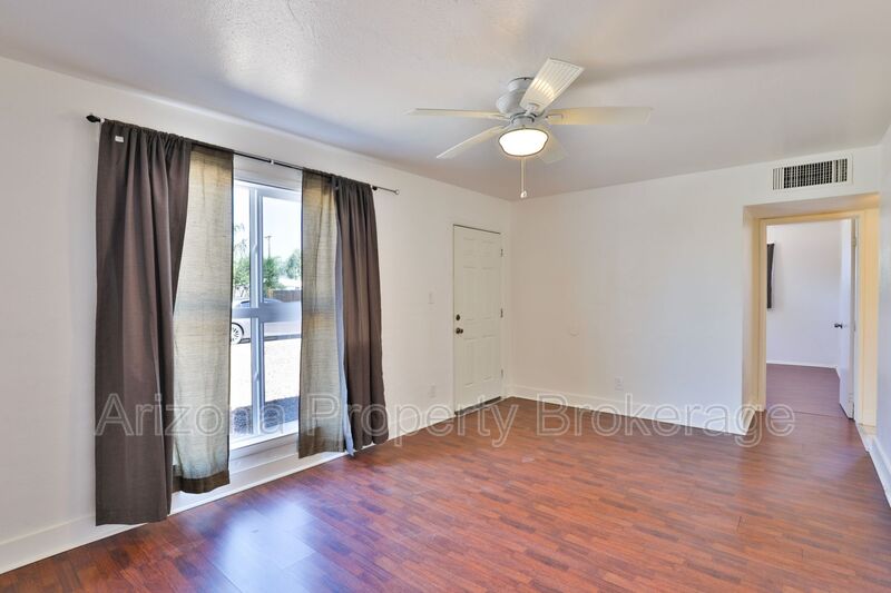 Phoenix House: 8041 N. 30th Dr.
