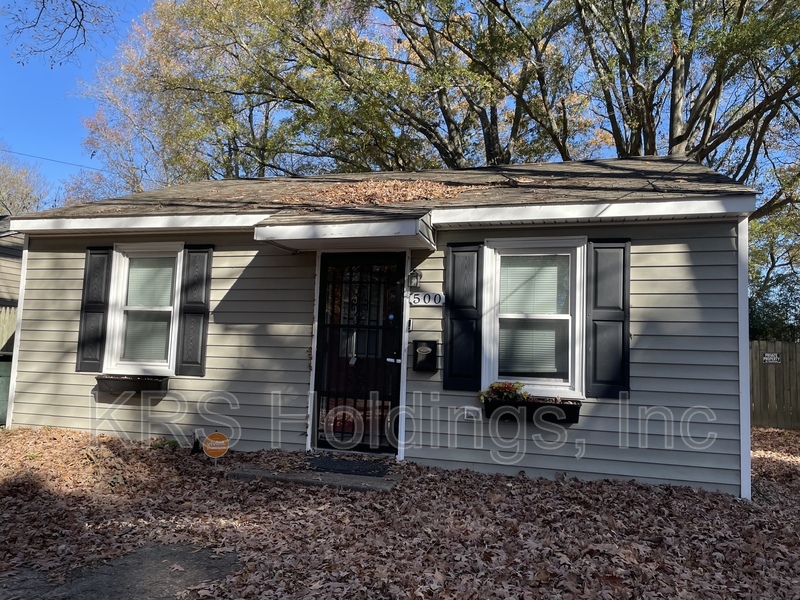 Hampton House: 500 Ford Road