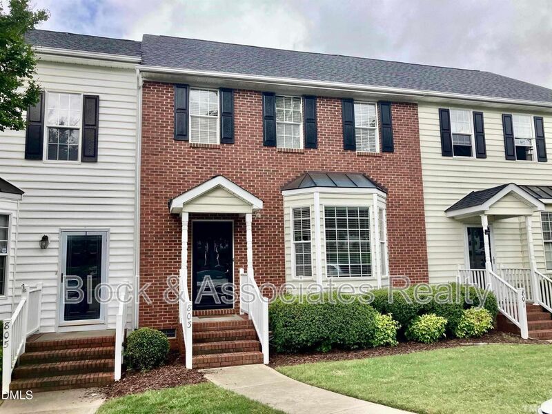 Apex House: 803 Knightsborough Way