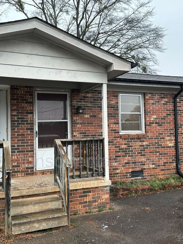 Forest City Condo: 3126 US Hwy 221 S