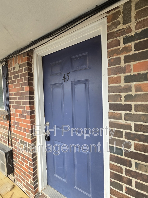 Wichita Condo: 1916 S Broadway