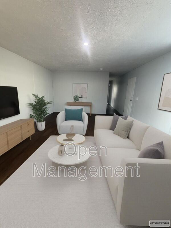 Republic House: 7534 Us-60