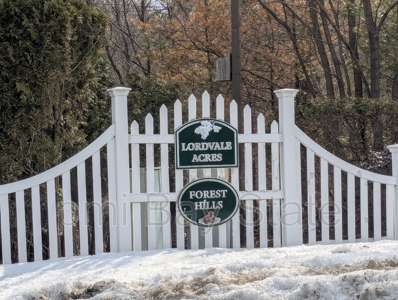 North Grafton Townhome: 77 Samuel Drive