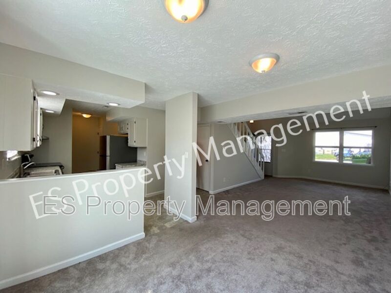 Charming Condo in Greenwood Close to Everything - Photo 7