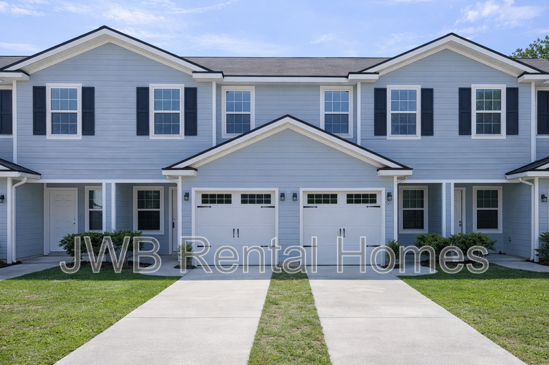 Jacksonville Townhome: 5682 Marathon Pkwy