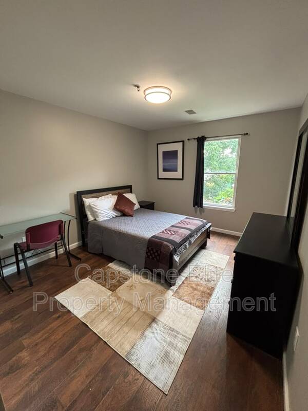 Newark Condo: 141-143 Norfolk Street - 2 - 3 Standard Corner
