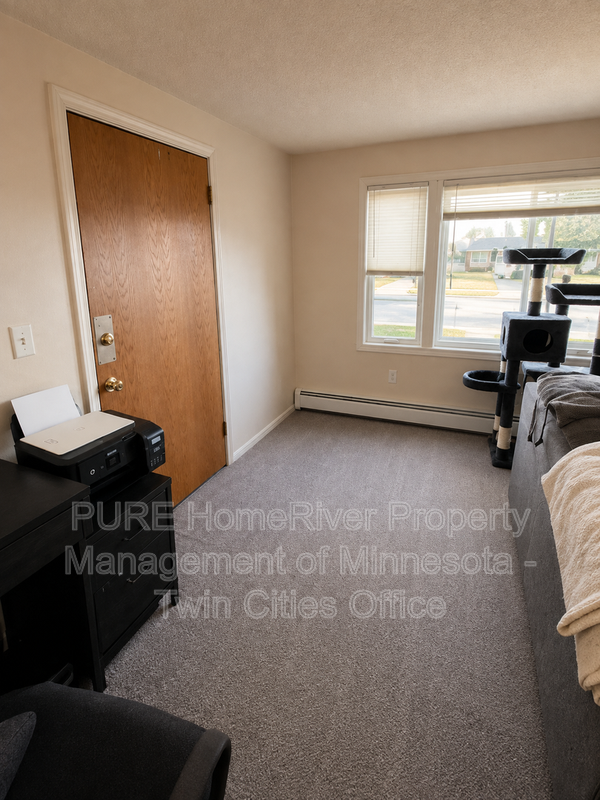 Saint Paul Apartment: 840 Beech St
