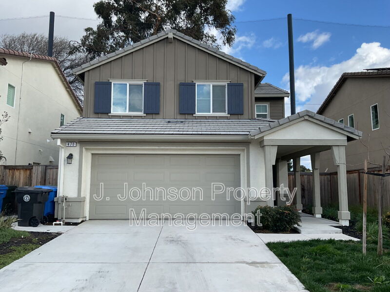 Manteca House: 470 Miwok Ln