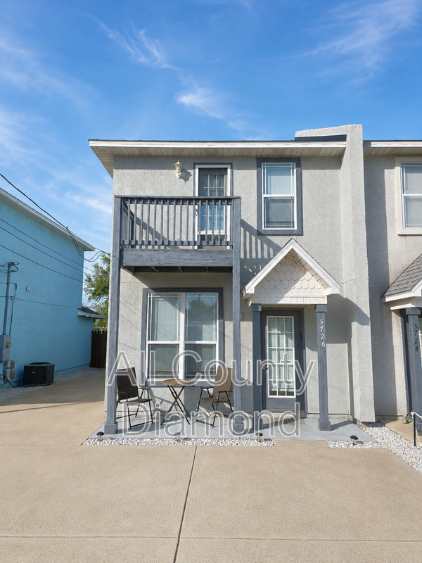 Panama City Beach Townhome: 5726 Beach Dr