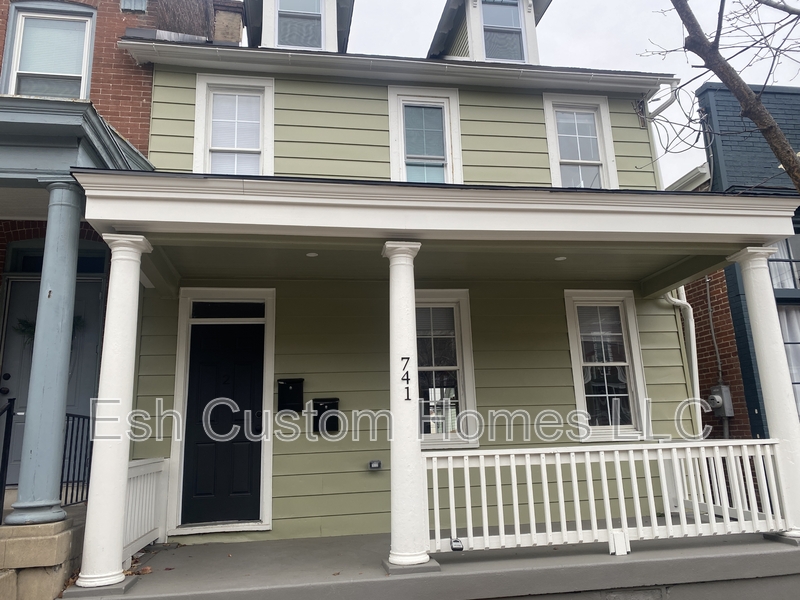Lancaster Condo: 741 Manor Street -Apt 2
