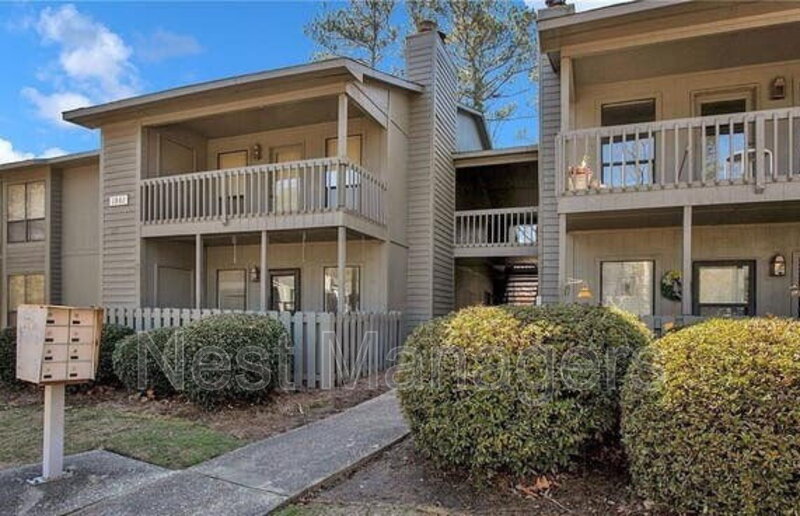 Fayetteville Condo: 1861 Tryon Drive