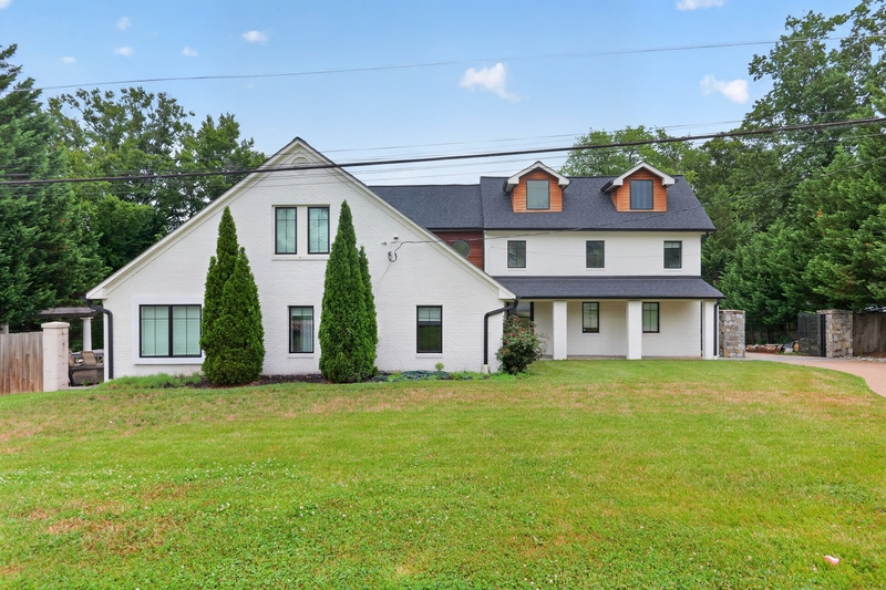 Manassas House: 7818 Leland Road