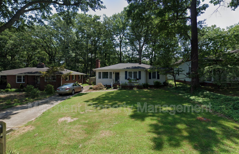 Greenville House: 105 Vintage Avenue