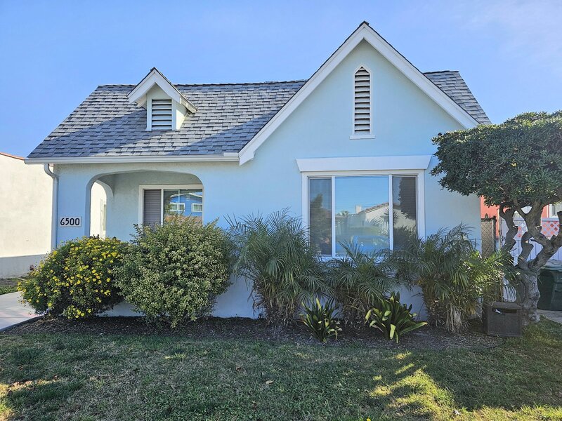 Los Angeles House: 6500 Arlington Avenue