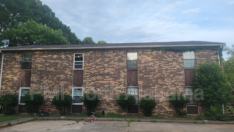 Huntsville Condo: 4916 Cotton Row Northwest