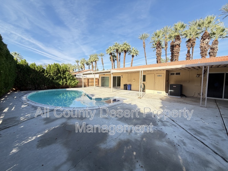 Rancho Mirage House: 70091 Cobb Road