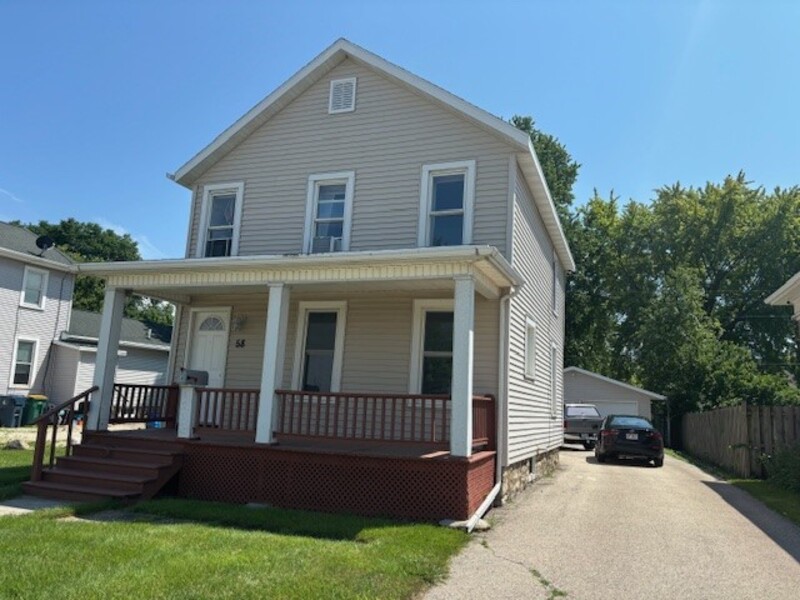 Fond du Lac Condo: 58 West Scott Street - Lower