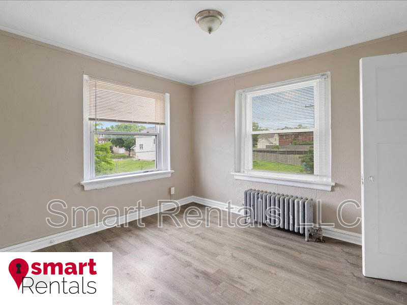 St. Louis Condo: 807 Clara Avenue - 1