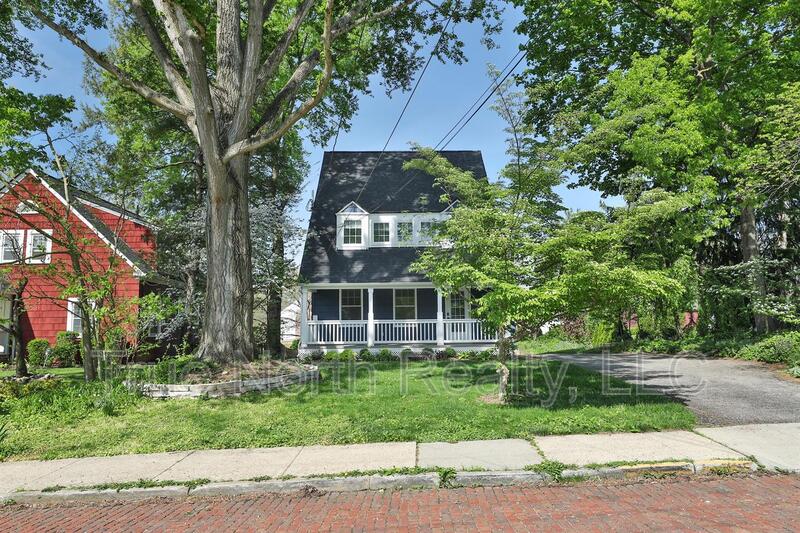 Westerville House: 125 S. Knox Street