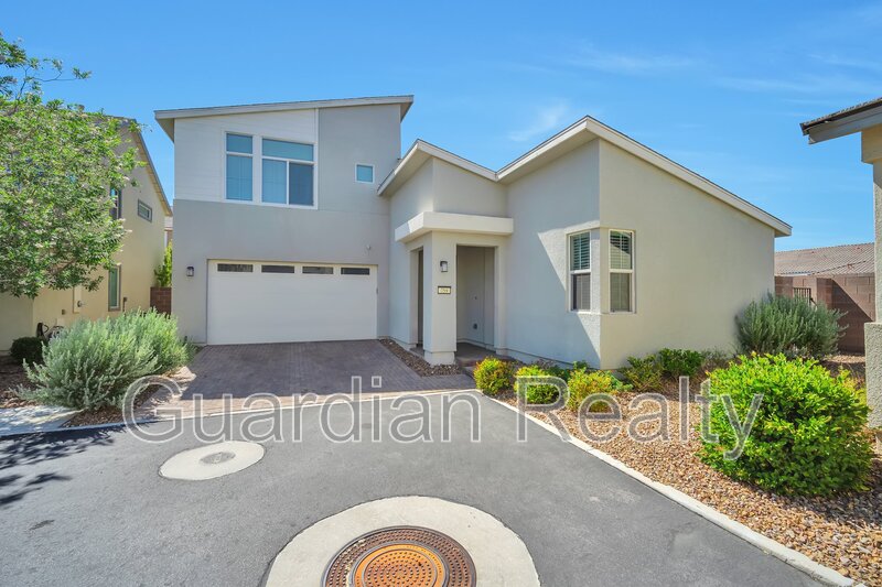 Henderson House: 759 Lighthall Ct