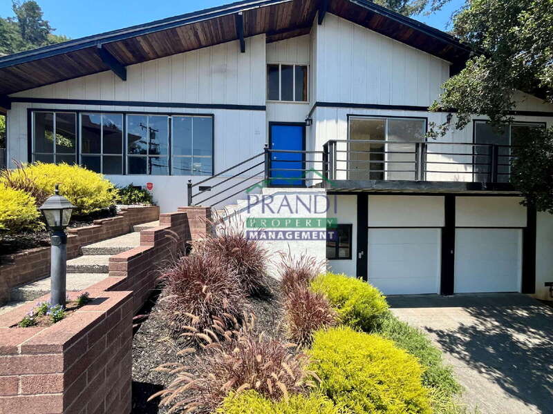 San Rafael House: 20 Graceland Dr