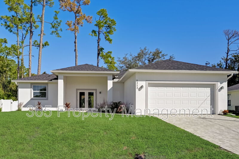 North Port House: 1212 Gillespie Avenue