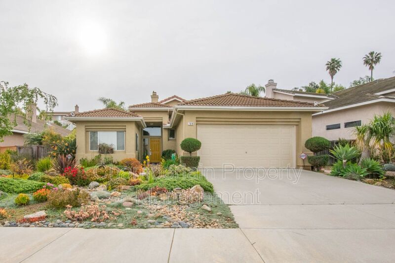 Request a Viewing for 709 Bel Air Drive W. Tenant Turner