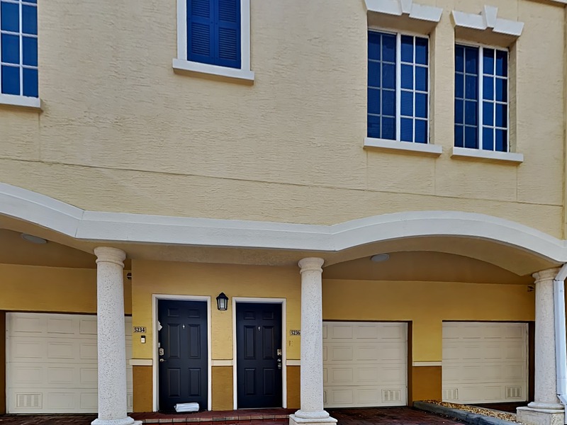 Tampa Condo: 5236 Hampton Beach Pl