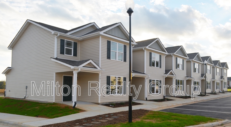 Lillington House: 55 Old Stage Rd N